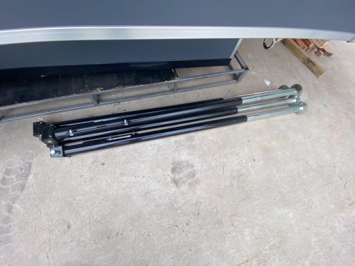 Lifting Legs beim Pickup Camper – mitnehmen oder zu Hause lassen